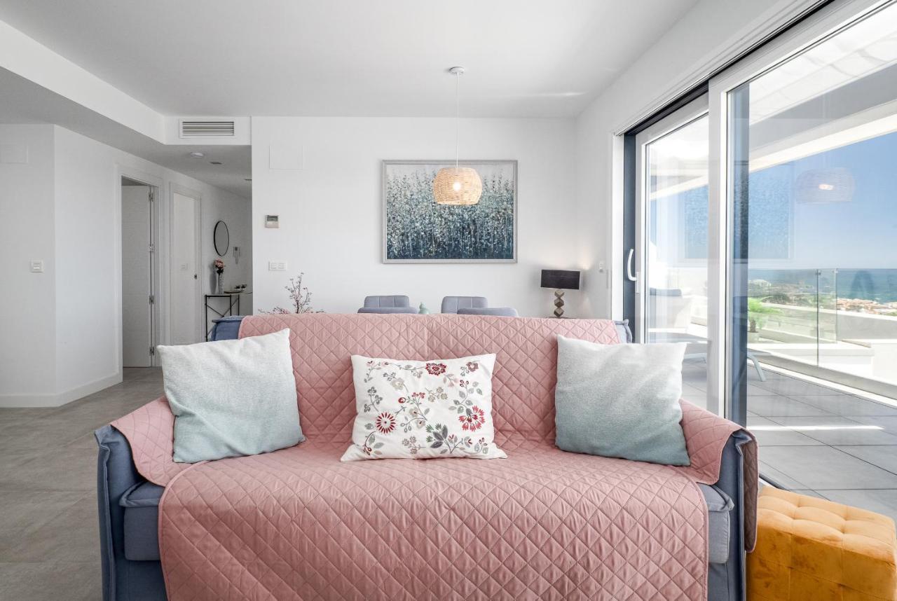 Luxury New Modern Penthouse With Golf And Sea Views - Via Celere 2390 Casares