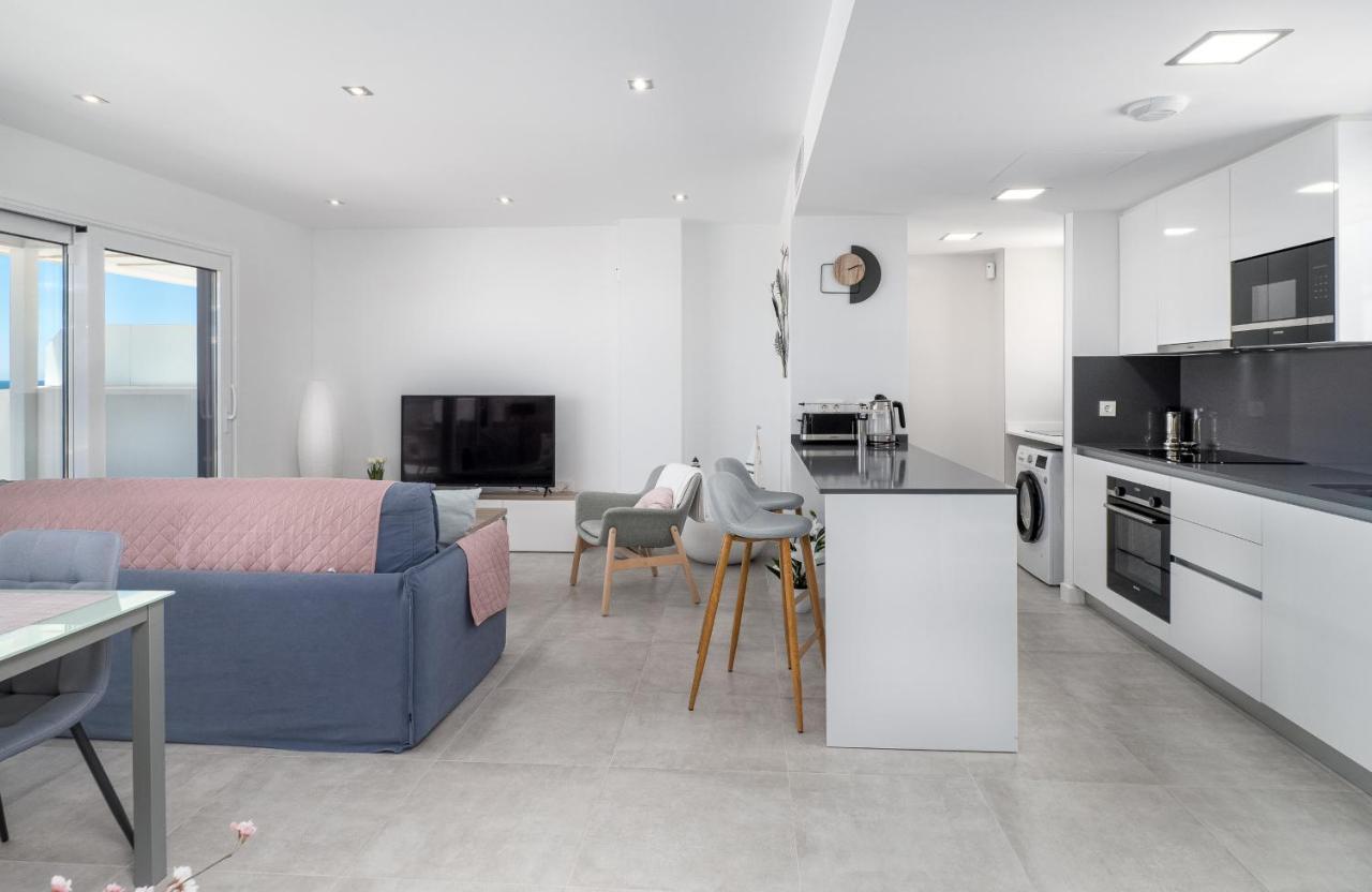 Apartment Luxury New Modern Penthouse With Golf And Sea Views - Via Celere 2390 *