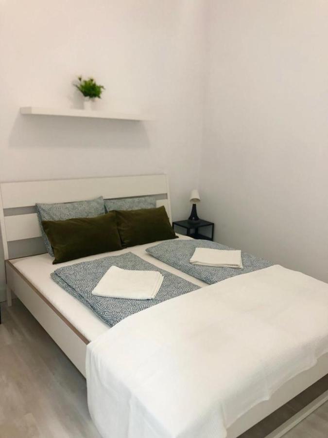 Hills - 2 Bedroom With Ocean Views And Air-condition A Apartamento