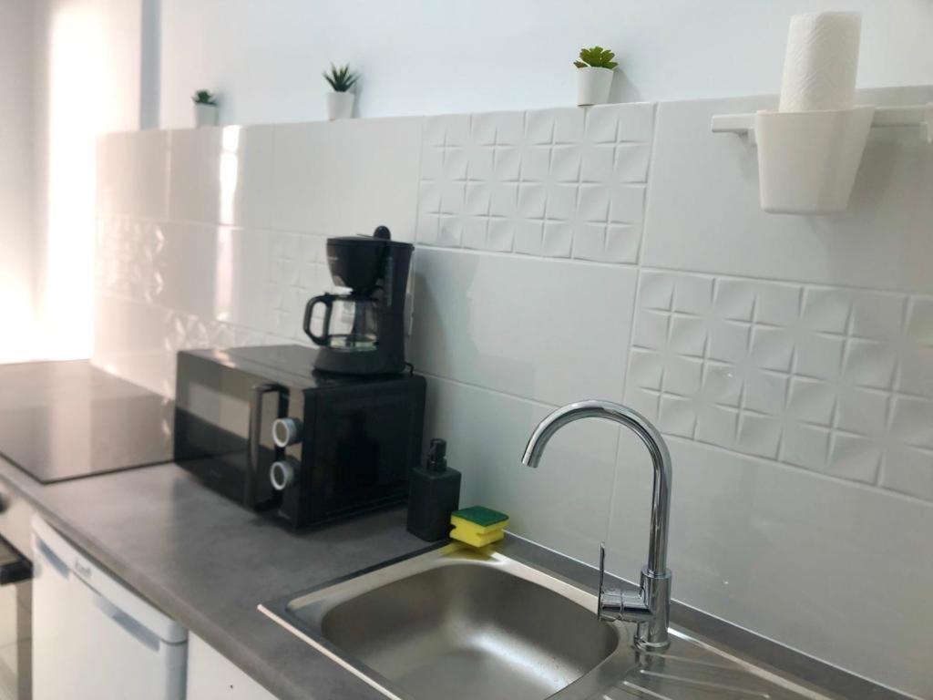 Hills - 2 Bedroom With Ocean Views And Air-condition A Apartamento