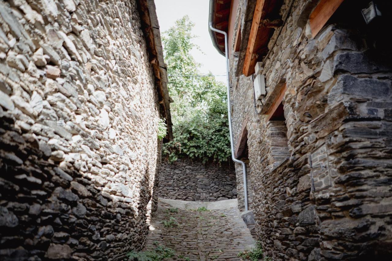 El Xalet De La Vall De Cardos Lladros