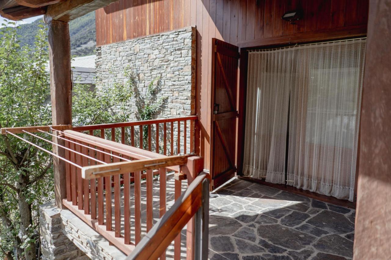 El Xalet De La Vall De Cardos Chalet *