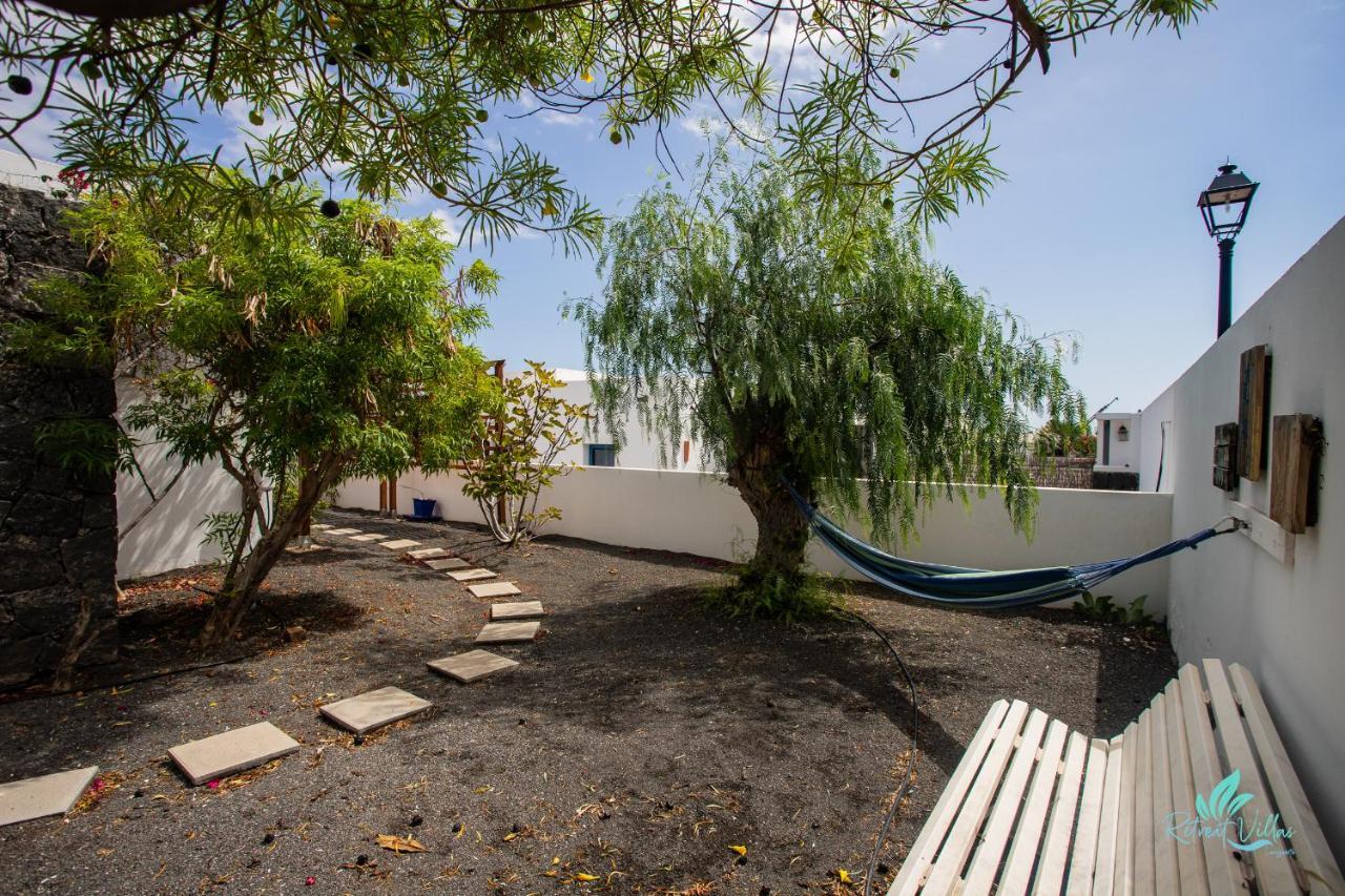 Captivating 2-bed In Playa Blanca