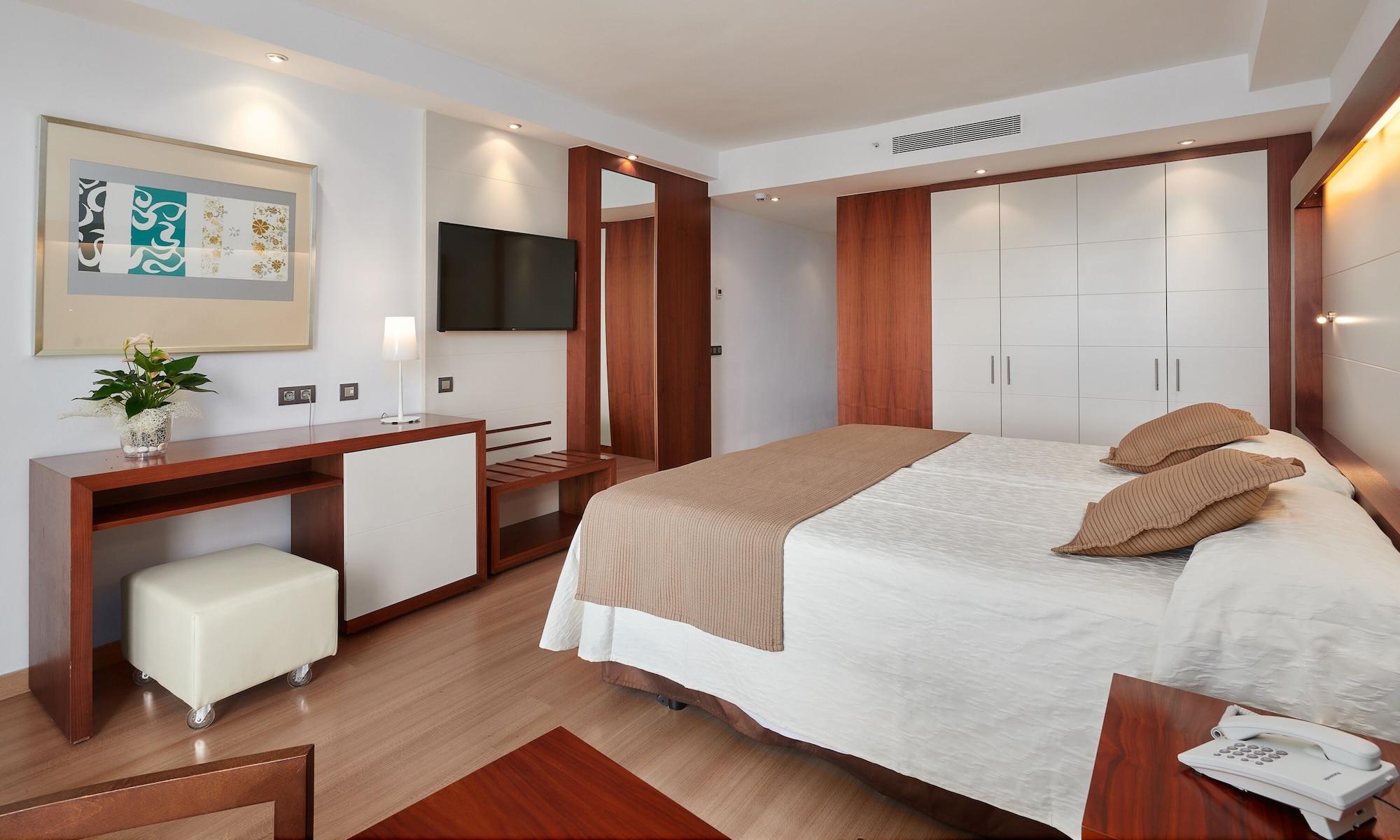 Hipotels Cala Millor Park Hotel