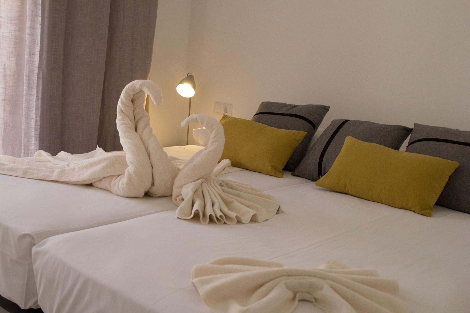 Petit - Turismo De Interior Hotel Alcudia (Mallorca)