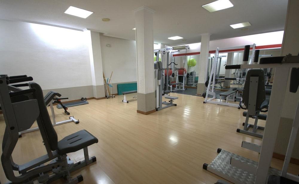 Klayman Olivina Apartahotel 3*