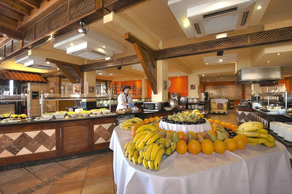 Hotel Hovima Jardin Caleta