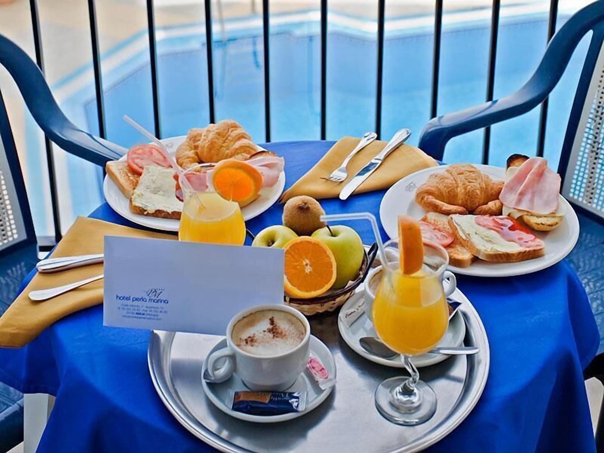 Hotel Perla Marina 4*