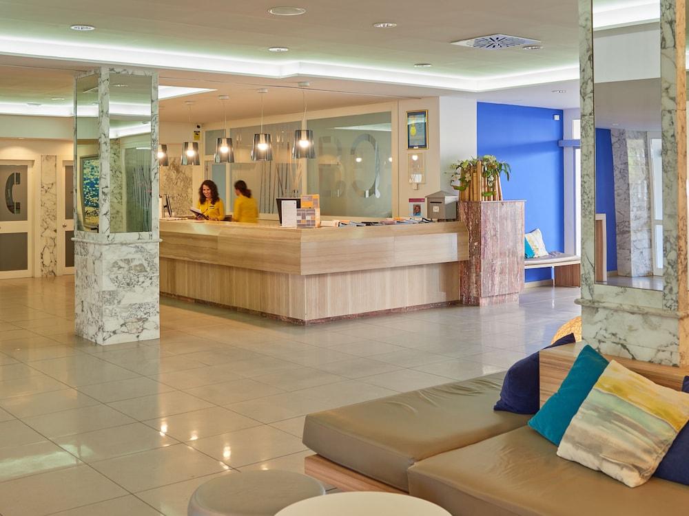 Bq Delfín Azul 4* Puerto de Alcúdia