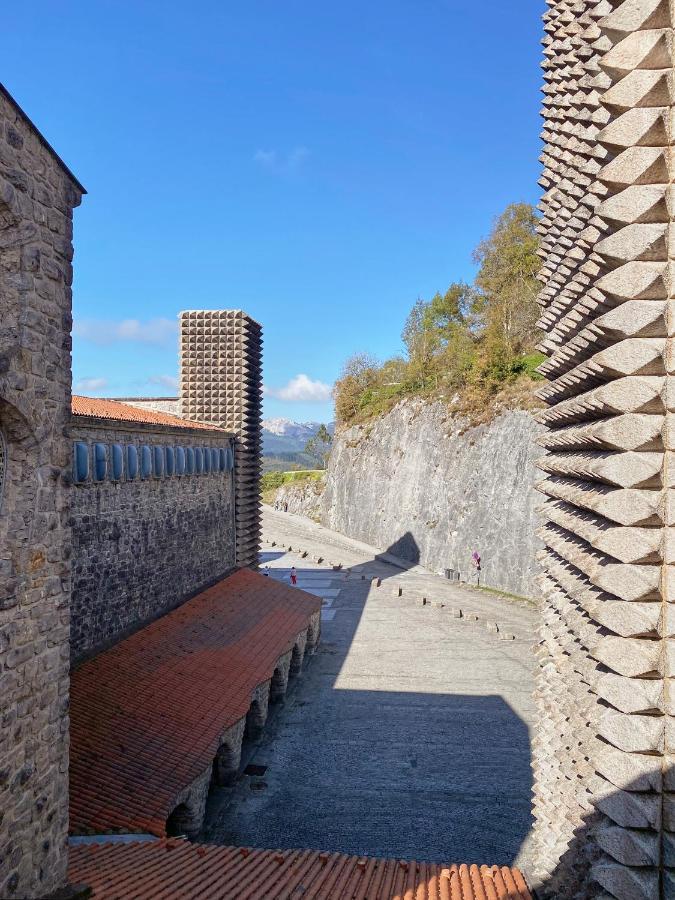 Santuario De Arantzazu Hotel 3*