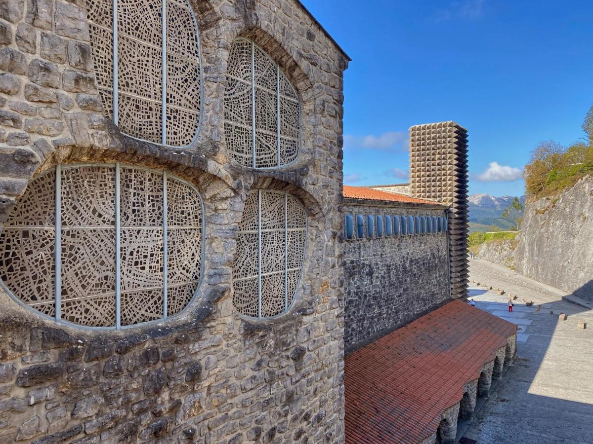 Hotel Santuario De Arantzazu 3*