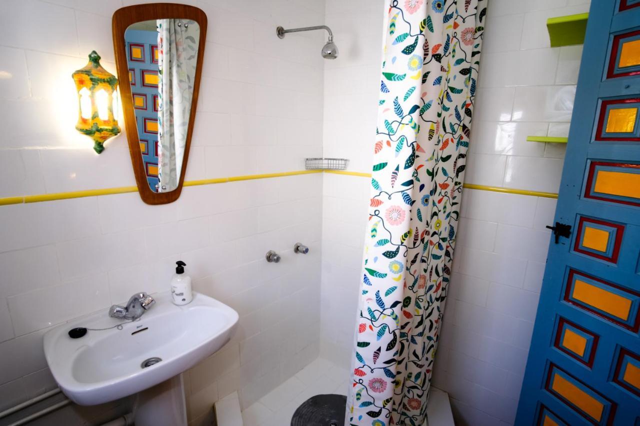 The Studio, A Colourful, Small And Unique One Bedroom Studio In Apartment