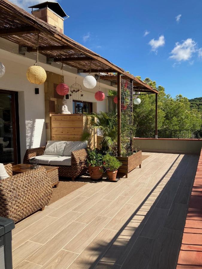 Cozy Place, Big Roof Terrace & Spectacular Views. *