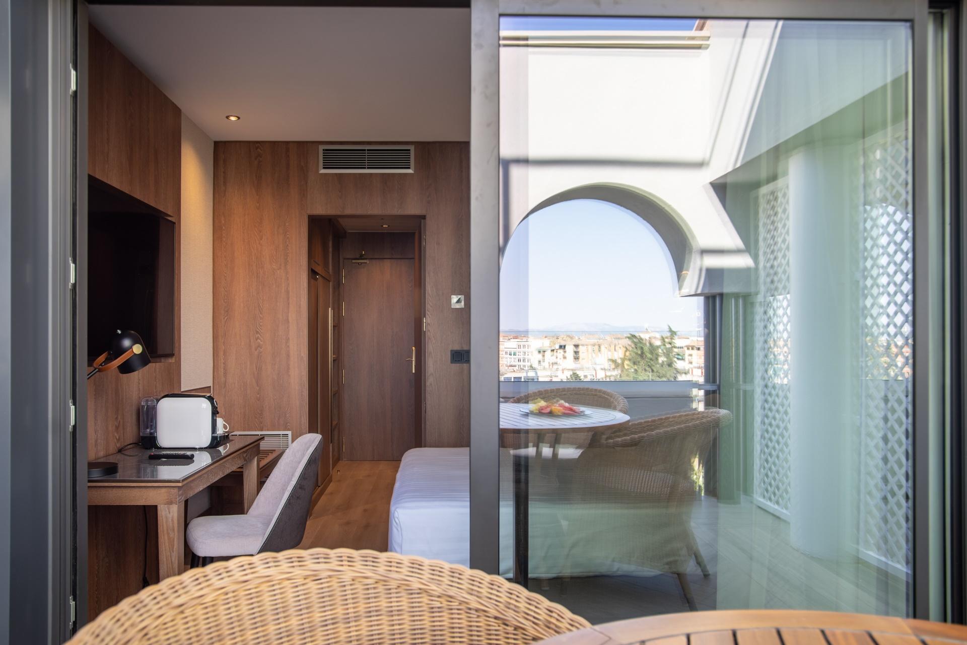 Center 4* Granada