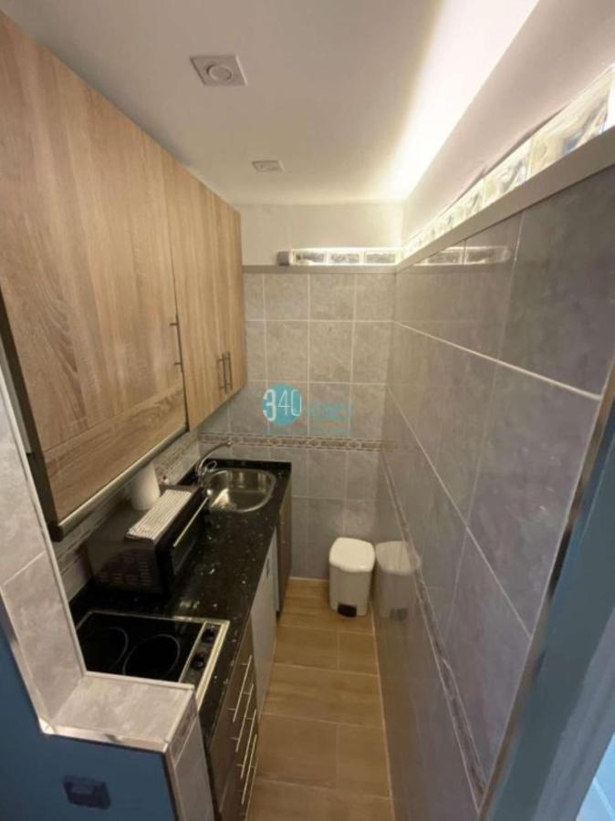 Apartamento Estudio El Balcón, En Primerísima Línea De Playa. Fuengirola