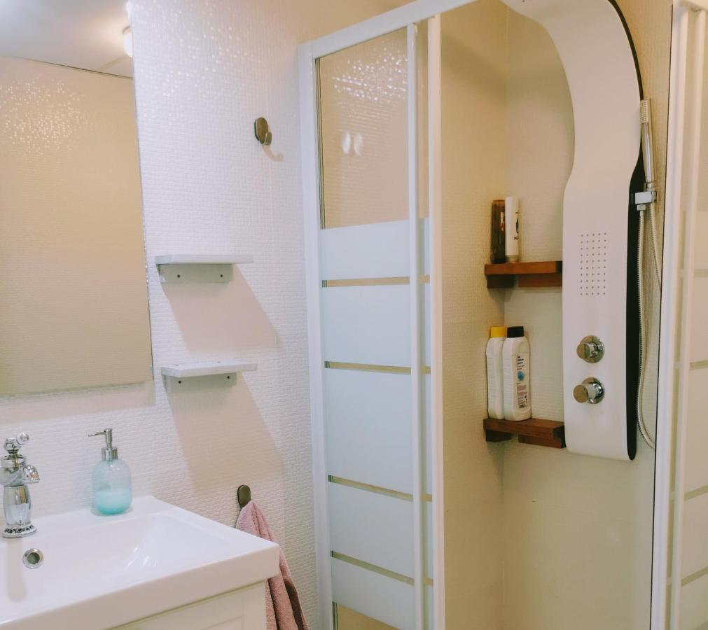 Aba Dali Apartment