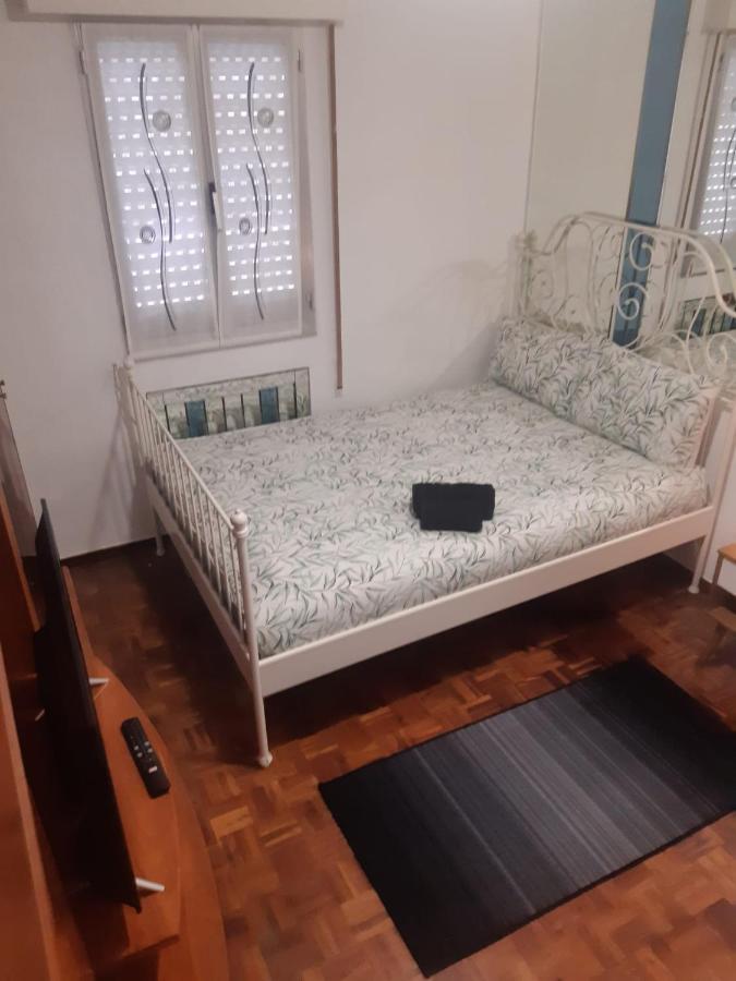 Homestay Bernie's Roomss *