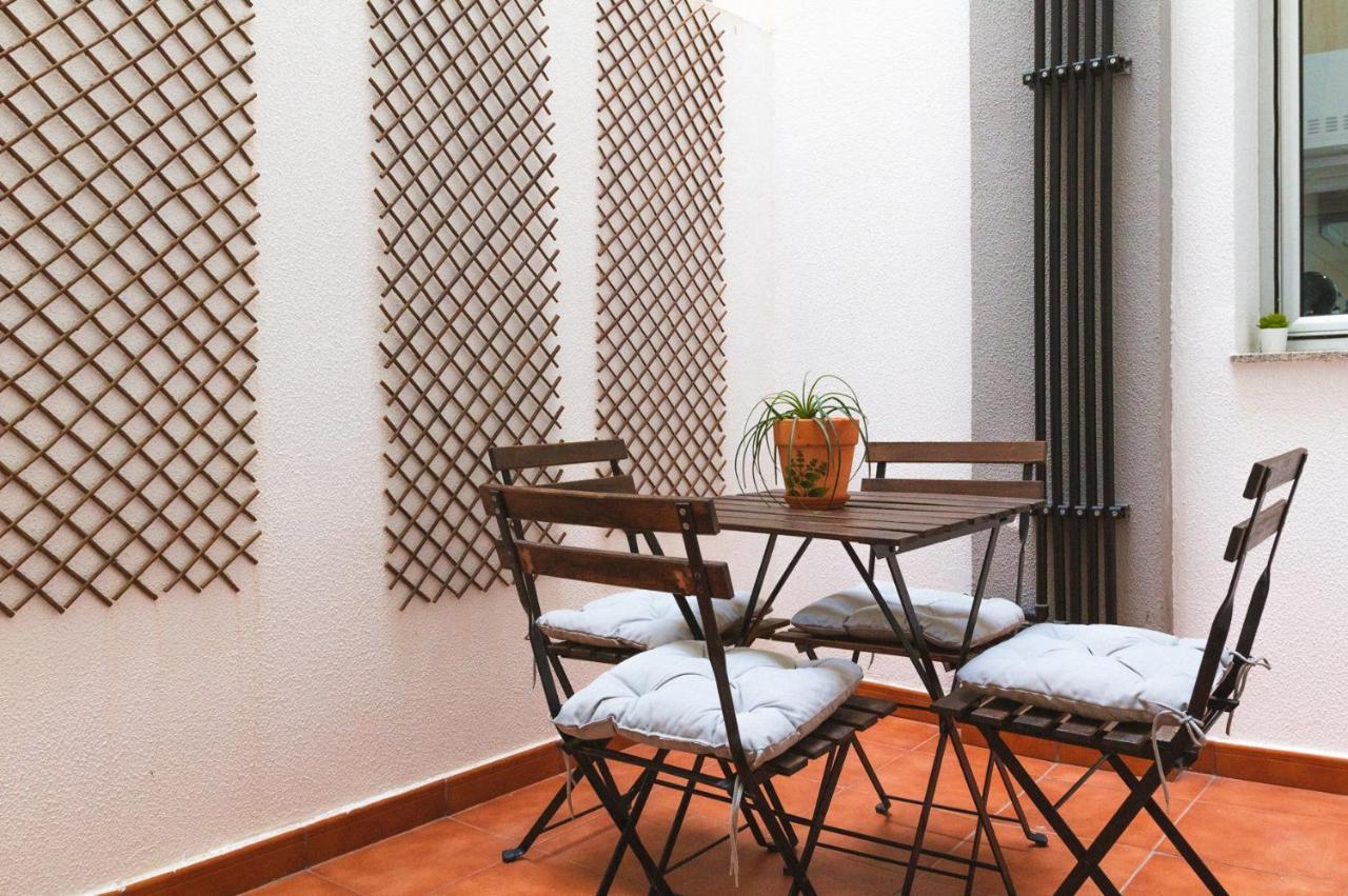 Apartment With A Patio In Canteras *