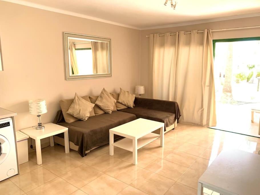 Apartment Casa Italia, Modern One Bedroom Close To The Tias