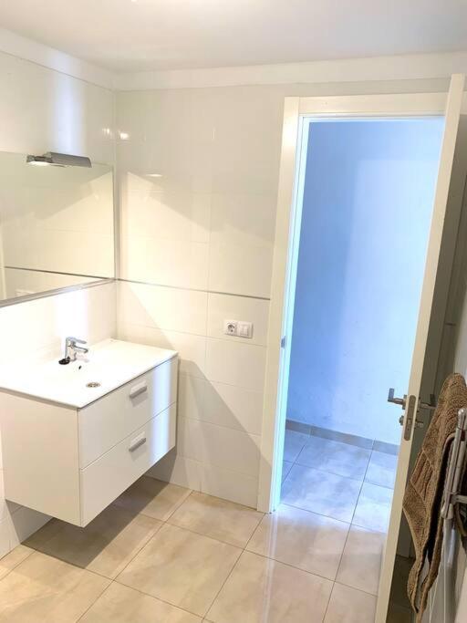 Casa Italia, Modern One Bedroom Close To The Tias