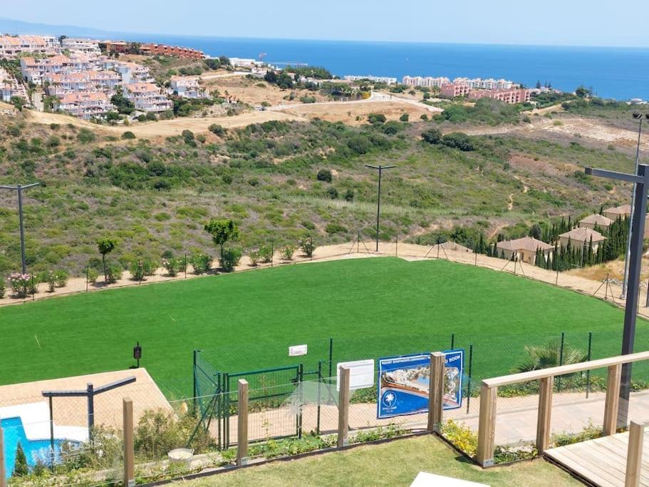 Apartamento Beautiful New With Direct Sea View, First Line!! Manilva