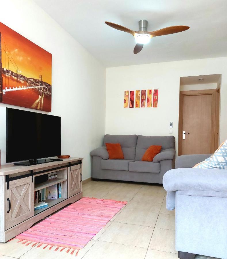Litha House, 3 Bed Set Over 3 Floors 5 Mins From And Amenities *