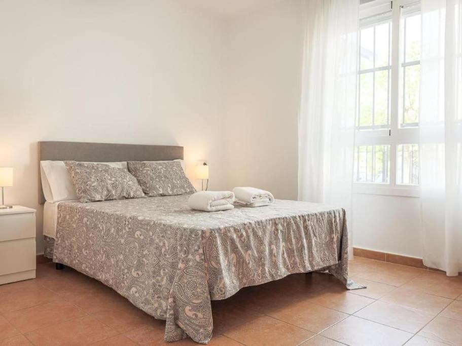 Apartment Con Piscina Y Parking En Sevilla *