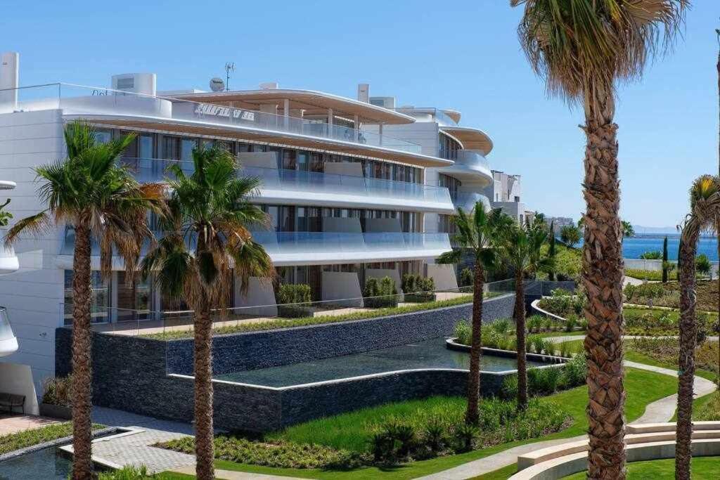 Apartment Theedgebythesea Palm Tree