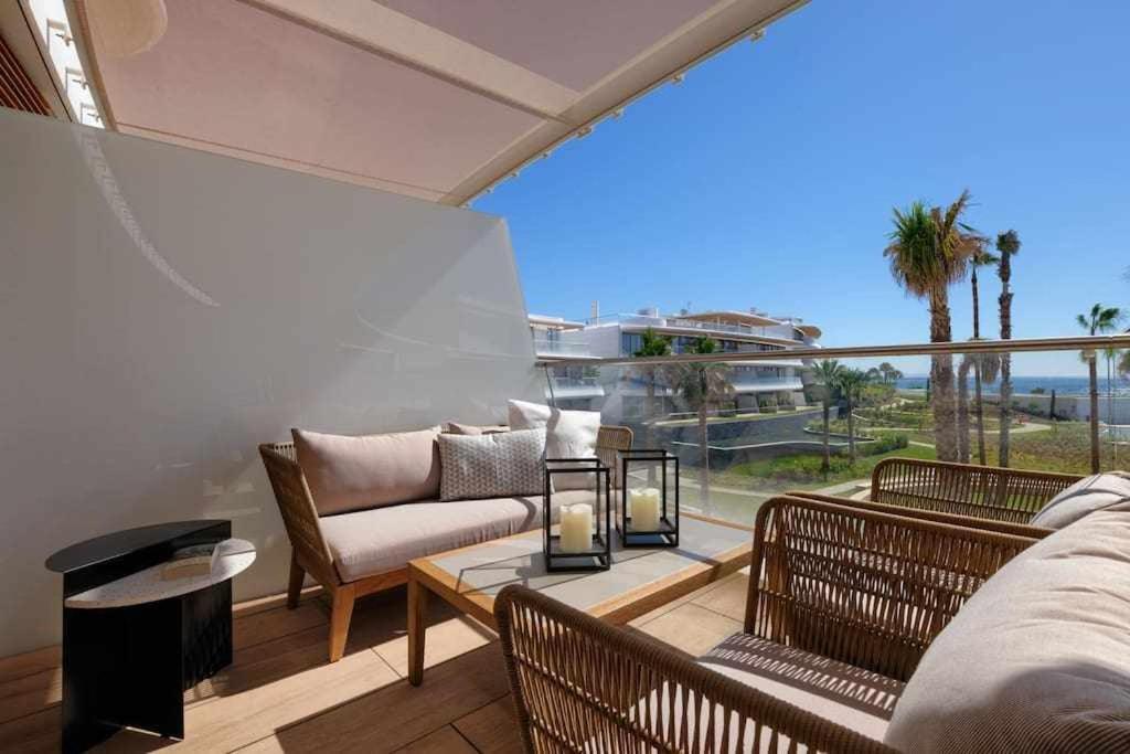 Theedgebythesea Palm Tree Apartment *