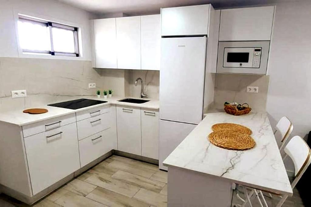 Newly Refurbished Beachfront Apartment. * San Bartolomé