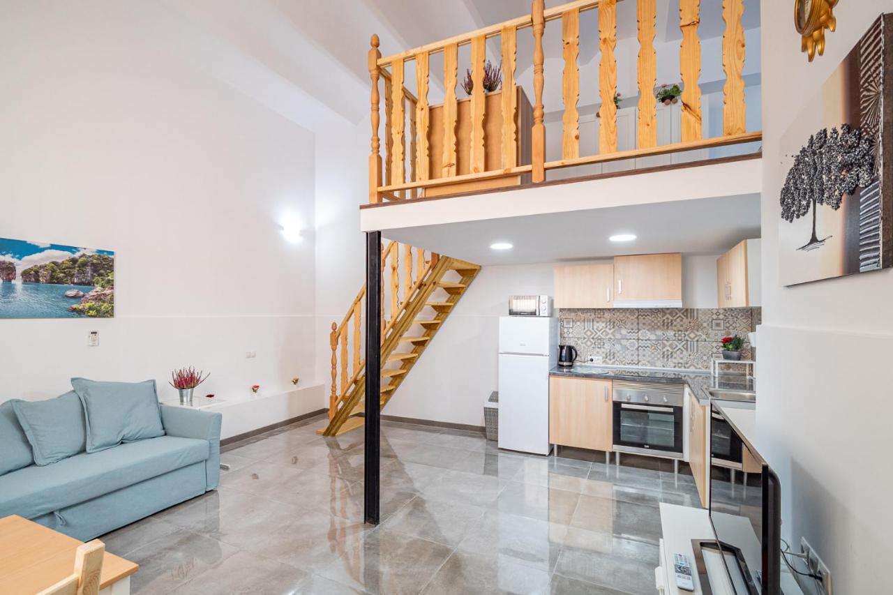 Magic House Apartment *