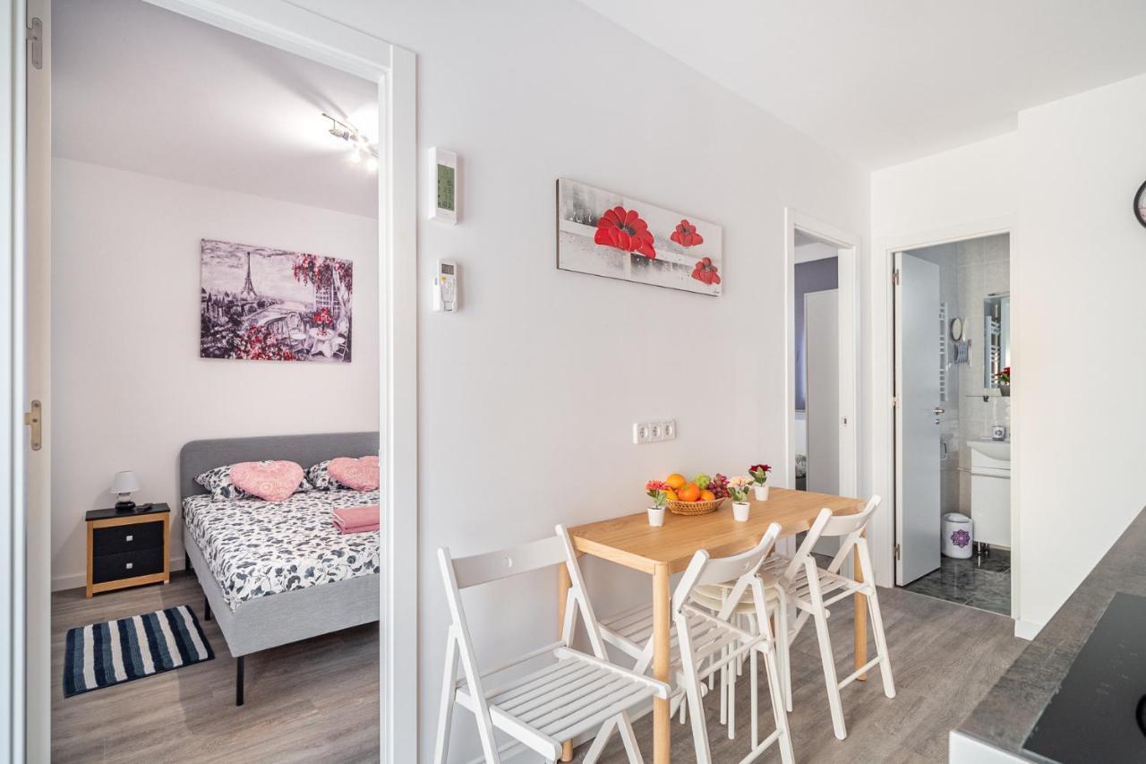 Magic House Apartment Badalona