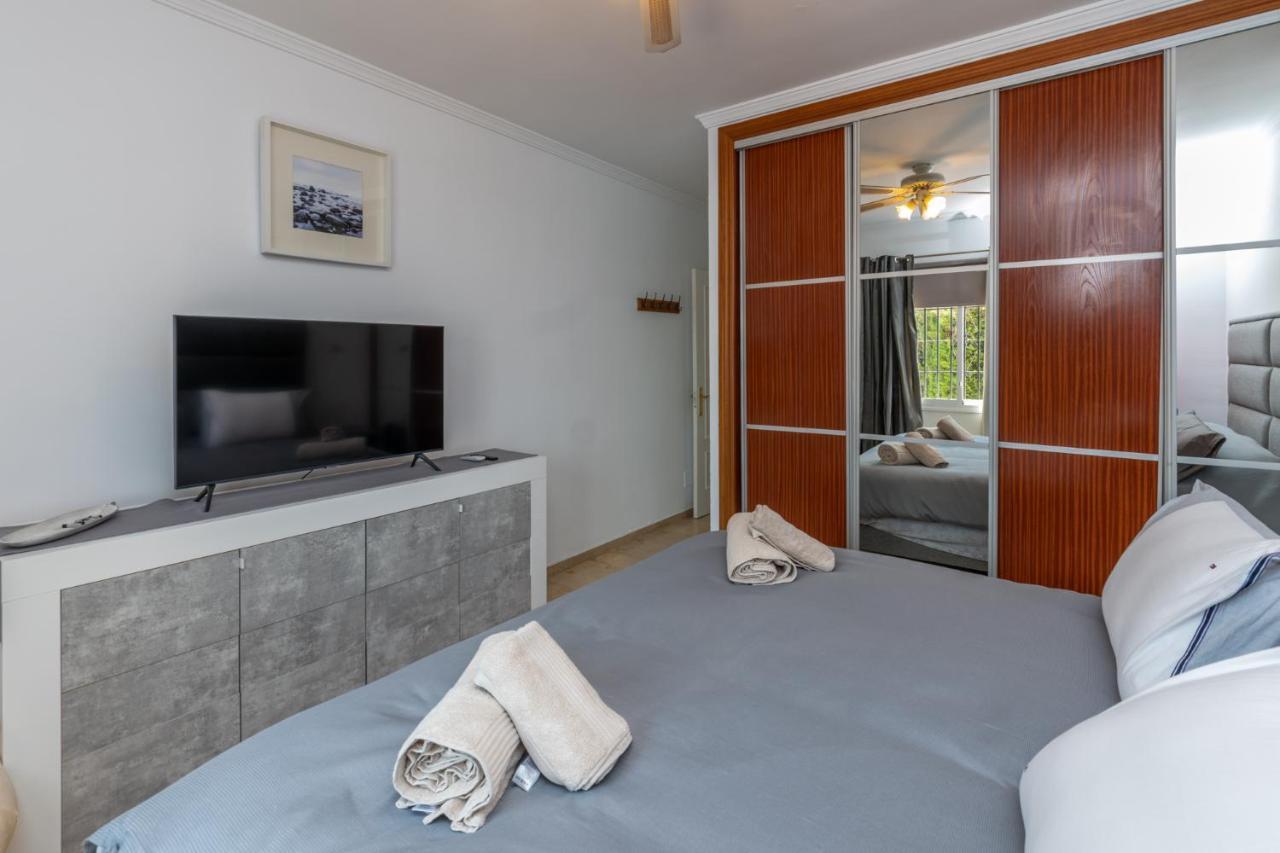 Alegria Big Terrace, Private Pool & Parking *
