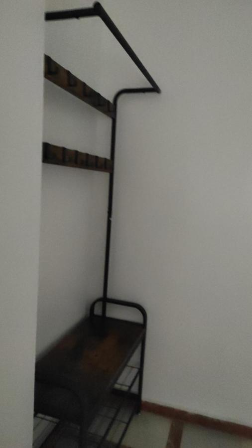 Convenient - Ferry, Train & Bus Station - Guest house *