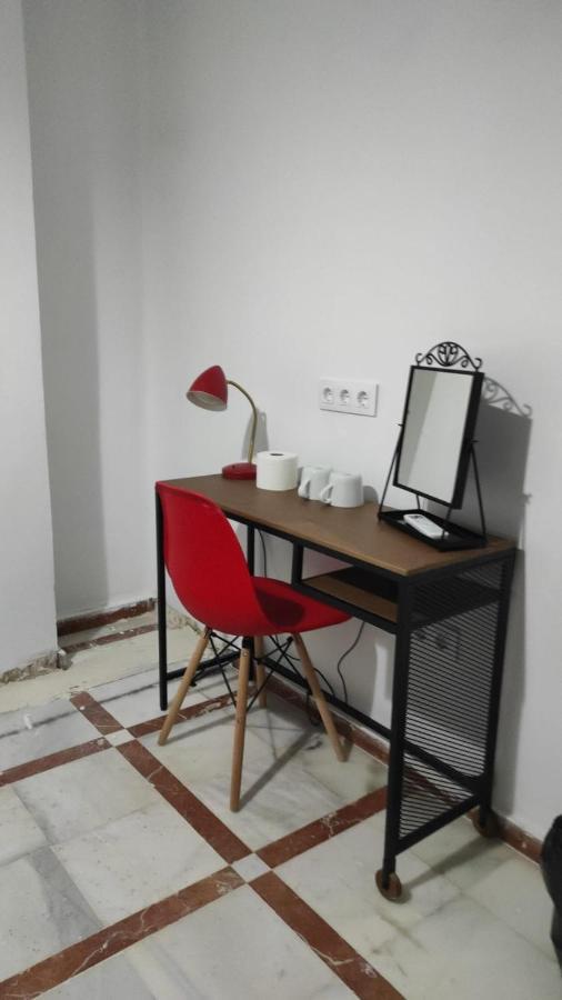 Convenient - Ferry, Train & Bus Station - Algeciras