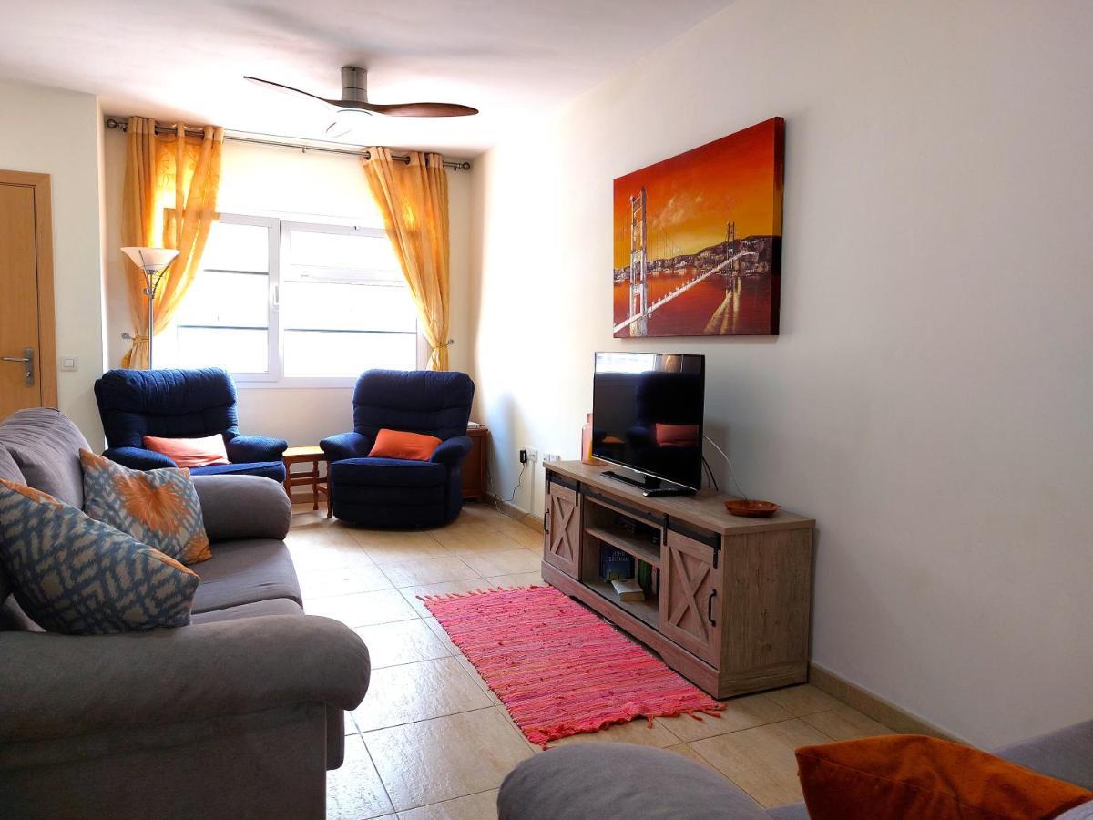 Litha House, 3 Bed Set Over 3 Floors 5 Mins From And Amenities *