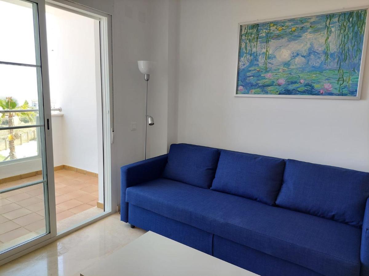 Beautiful New With Direct Sea View, First Line!! Apartamento Manilva