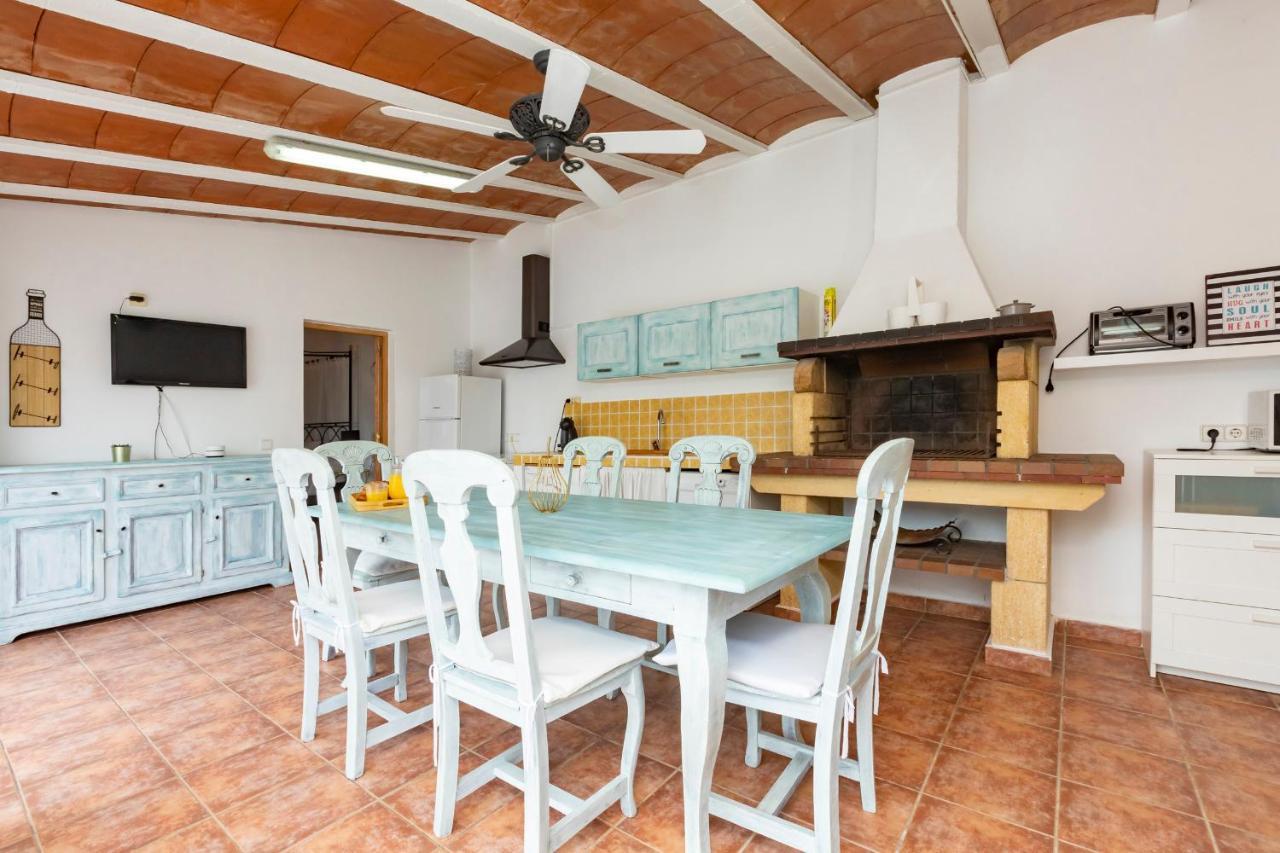 In Ibiza Town With Private Pool, Sleeps 10 Sant Rafel de sa Creu