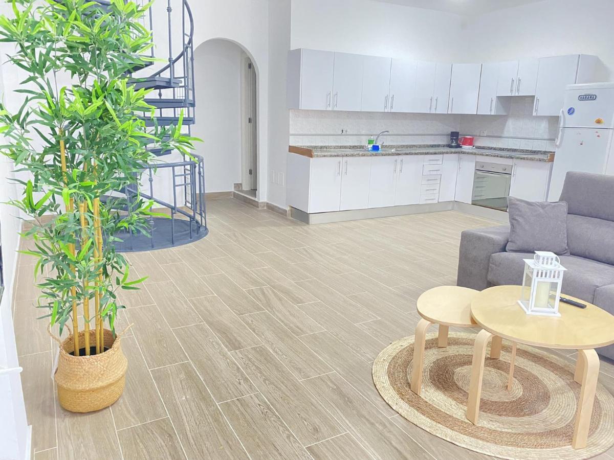 Homeforguest Two Bedroom With Pool And Terrace *
