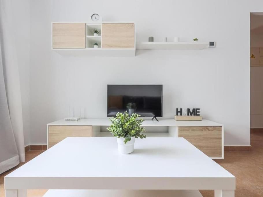Apartment Con Piscina Y Parking En Sevilla *