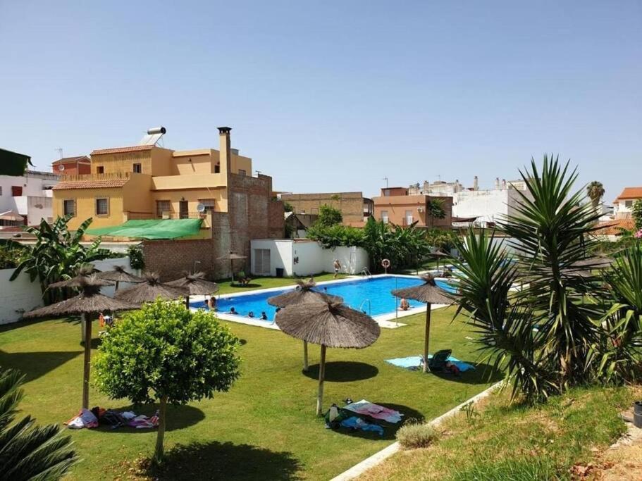 Apartment Con Piscina Y Parking En Sevilla *