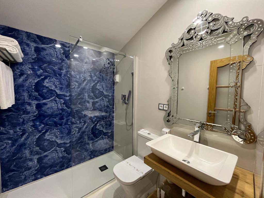 Royal Hotel 3*