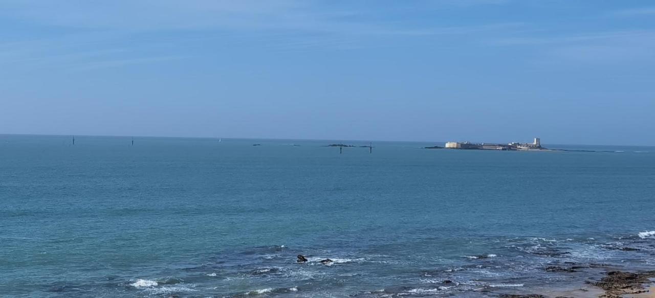 Apartamento La Barrosa-novo Santi Petri, Wifi, Aire Acondicionado, Parking