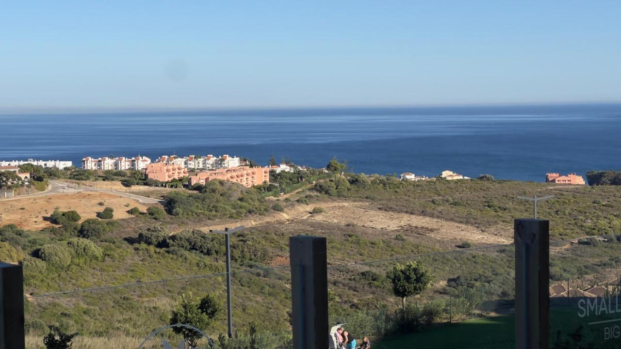 Beautiful New With Direct Sea View, First Line!! Apartamento Manilva