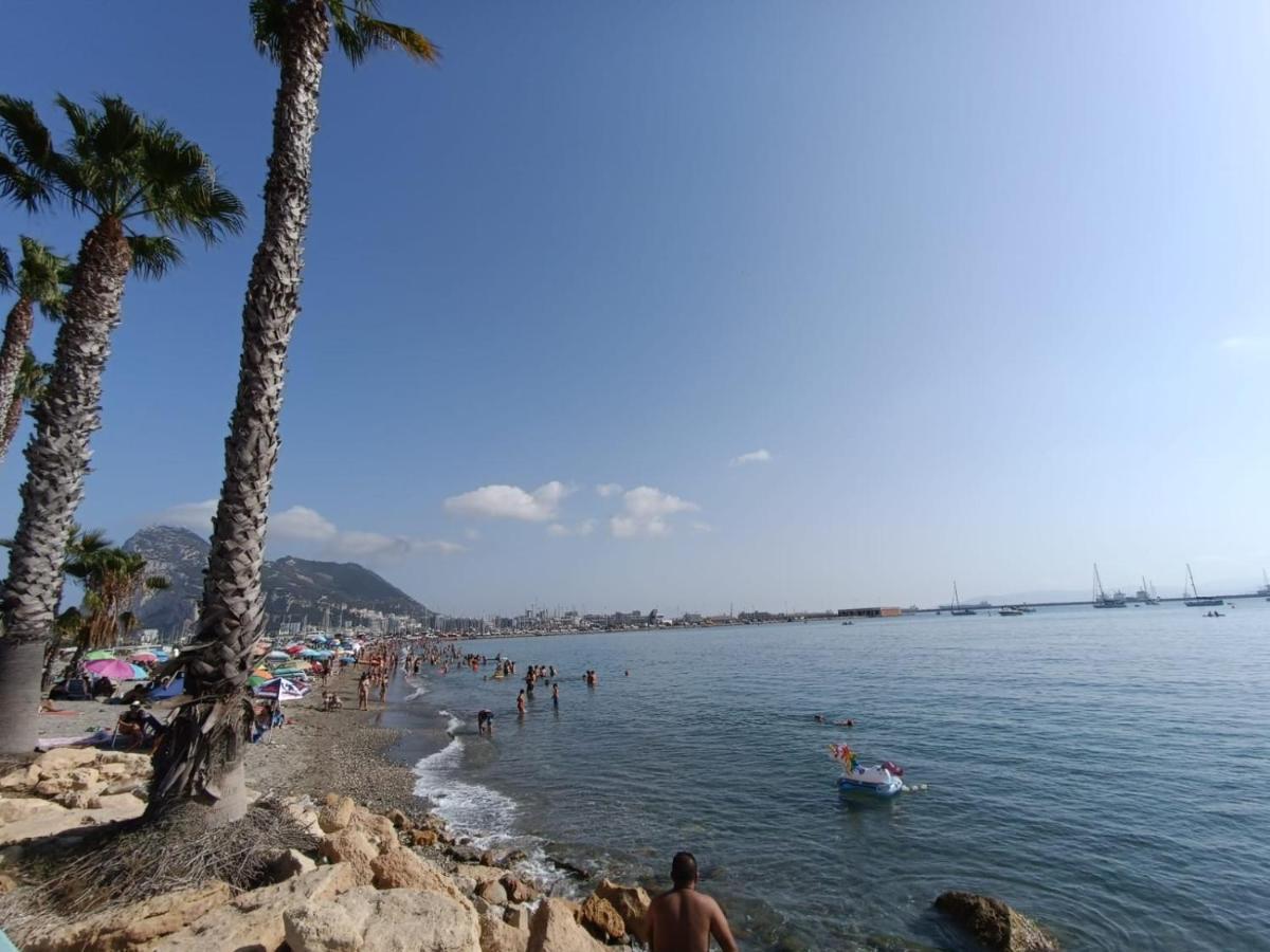 Vistas A 3 Paises Y 2 Continentes 1º Linea De Playa A 5 Minutos De Gibraltar Homestay