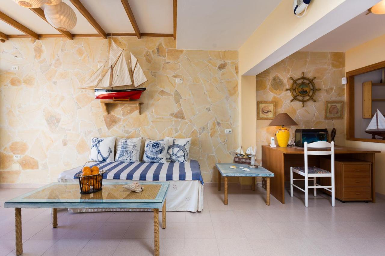 Home2book Seaside House Guimar, Private Pool