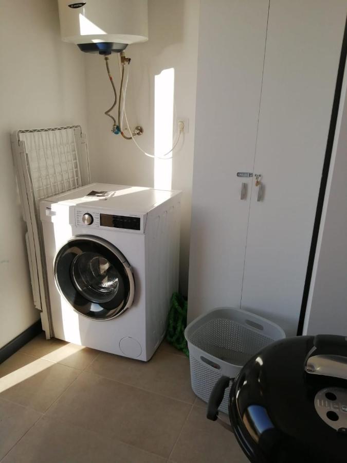 El Sonando/stylish/minutes From Swim Or Surf/well Equipped Apartment