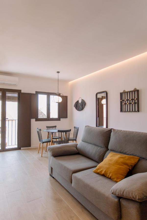 Vilasuites Trinitat Apartamento *