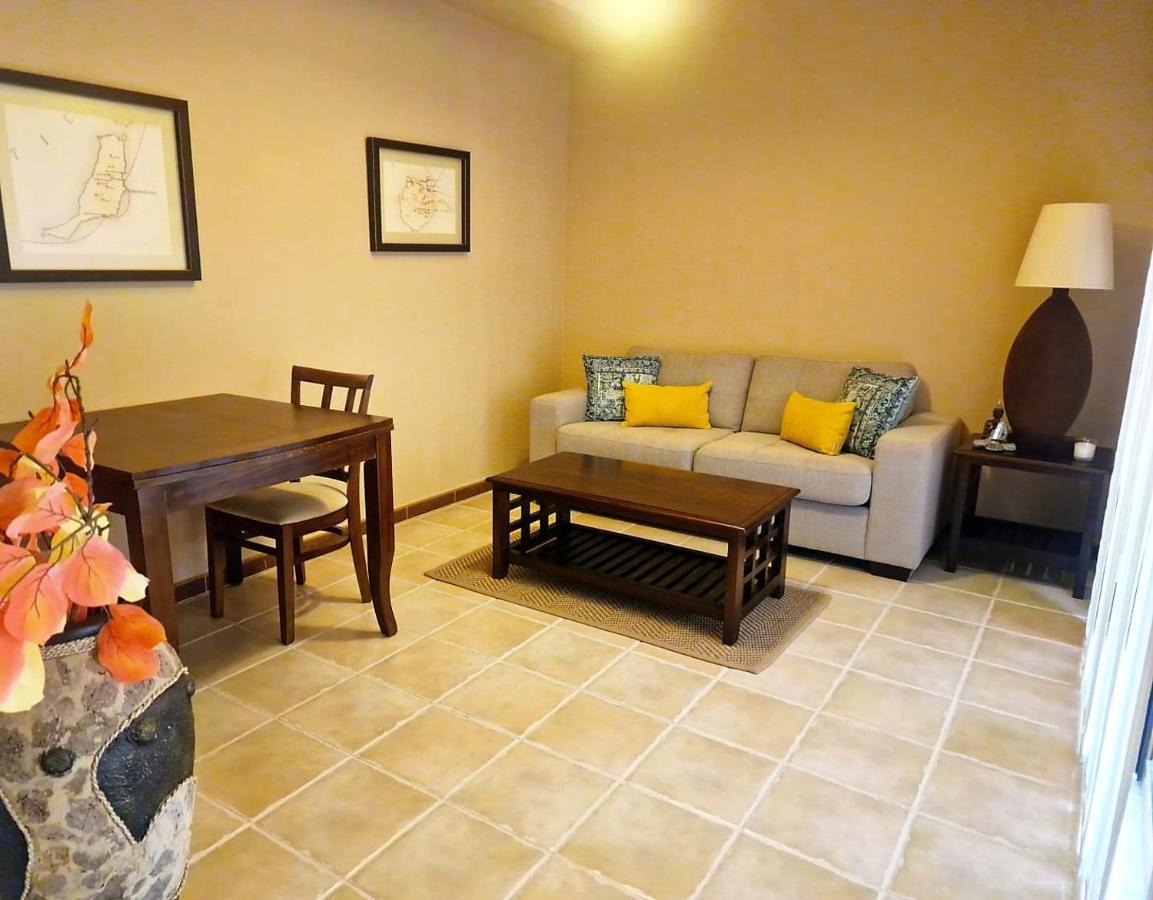 Amaneceres Villa *