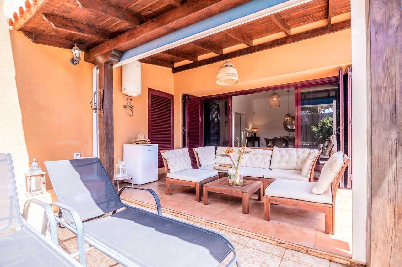 Holidayvilla Tropical - Bbq , Pool , Garden By Holidays Villa La Oliva